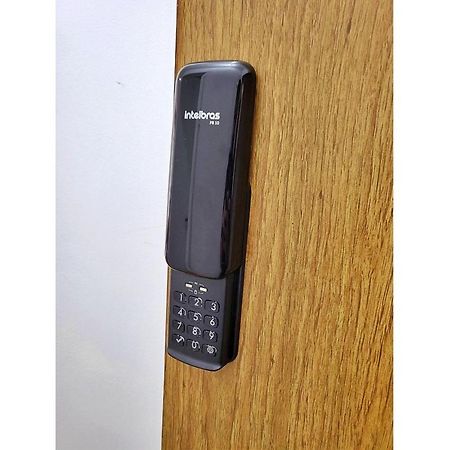 Ap 02 Dorms - Enseada - Com Sacada, Ar-Cond, Wi-Fi, 01 Vaga, Lado Praia 과루자 외부 사진
