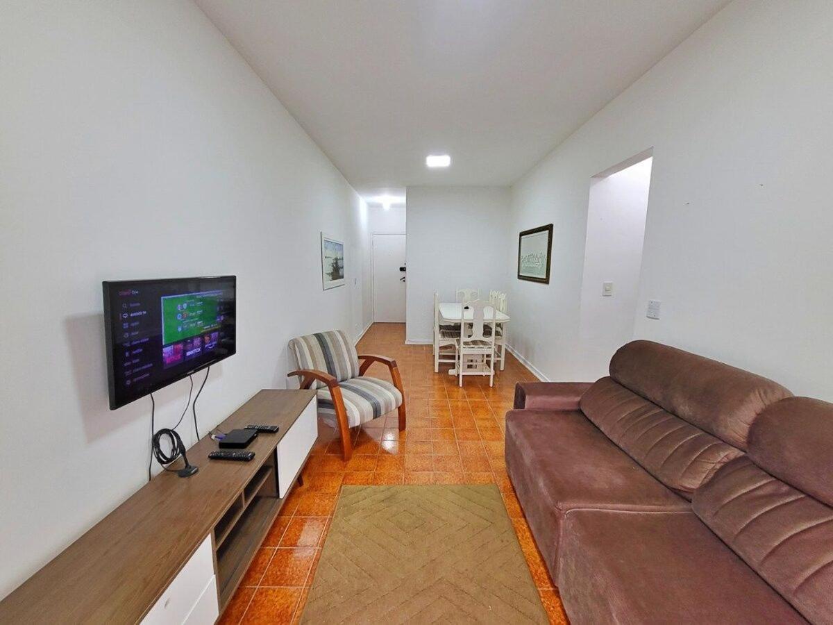 Ap 02 Dorms - Enseada - Com Sacada, Ar-Cond, Wi-Fi, 01 Vaga, Lado Praia 과루자 외부 사진